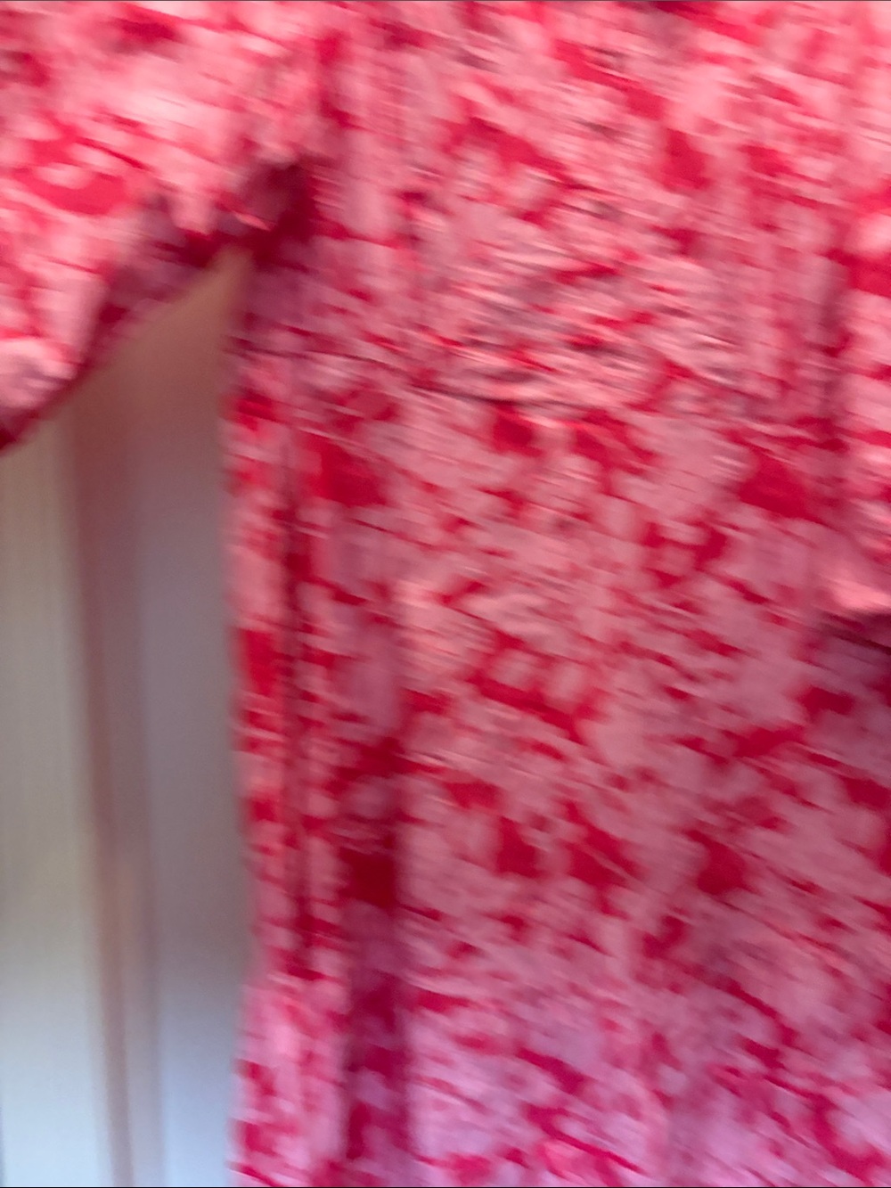 Floral Pink Button-Front Midi Dress with Puff Sleeves - Picture 4 of 8